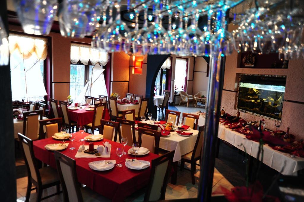 Hotel Spinaker ليبا المظهر الخارجي الصورة